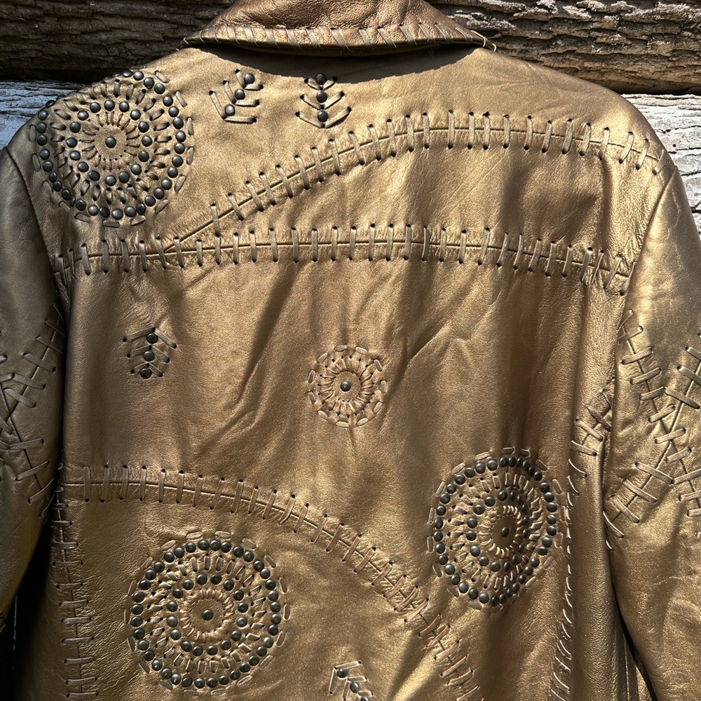 Chico’s Gold Leather Studded Jacket Size 1 - Picture 7 of 8